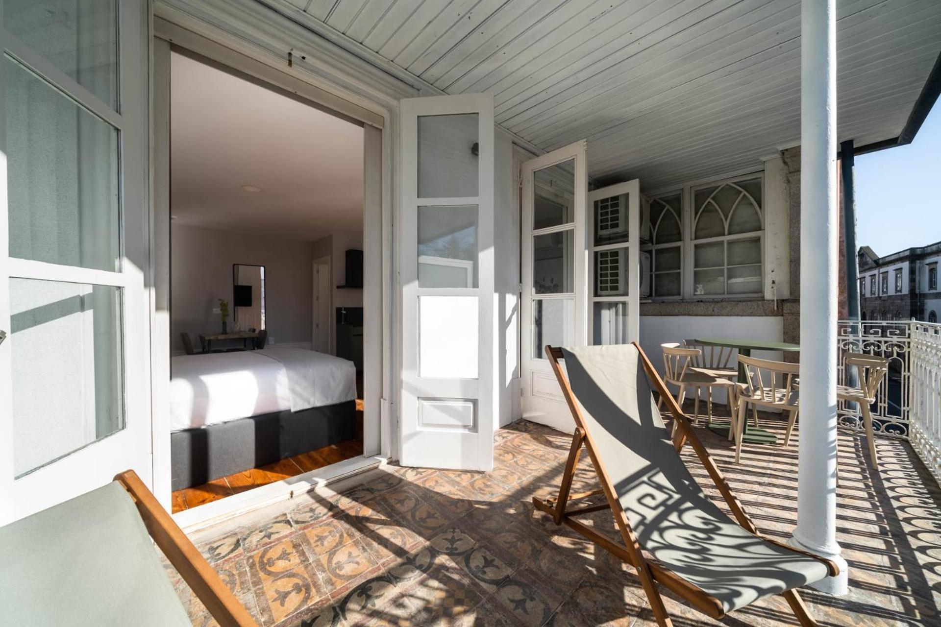 Limehome Porto Rua De Dom Manuel II ภายนอก รูปภาพ